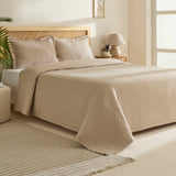 Manon Bettüberwurf Set Doppelbett Beige 230x240cm + 2(50x70) cm