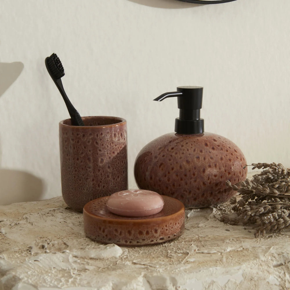" Karaca Home Olivia 3-teiliges Badezimmer-Accessoire-Set in Pflaumenfarbe "