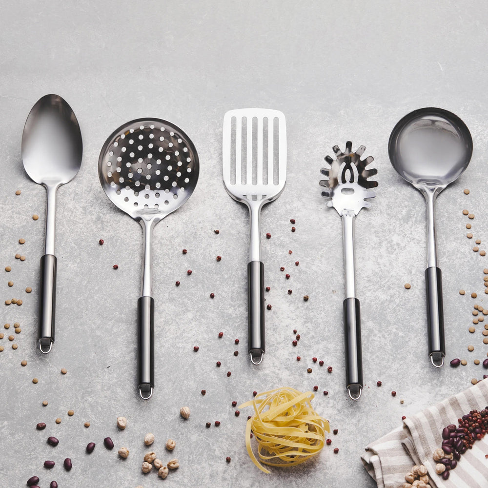 " Karaca Master Schwarzes Service-Set, 5 teilig "