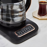" Karaca Çaysever Robotea Pro 4 in 1 Sprechende Automatische Glas-Teemaschine, Wasserkocher und Filterkaffeemaschine 2500W Schwarz Kupfer "