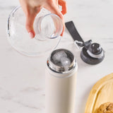 " Karaca Thermosteel Earth Auslaufsicherer Edelstahl-Thermos 680 ml Beige "