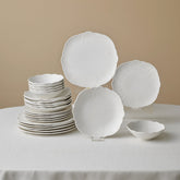 Karaca Bloom 24-teiliges Bone China Tafelservice für 6 Personen Weiss