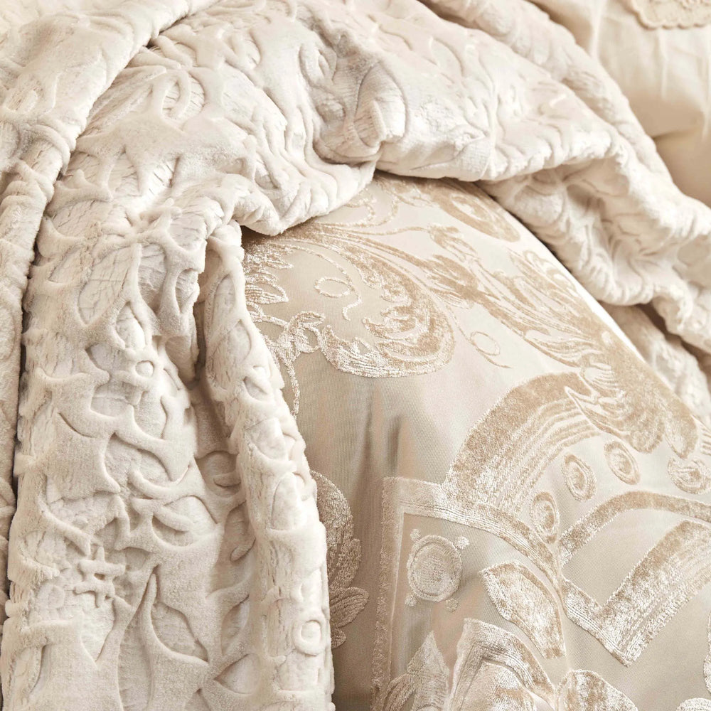 " Karaca Home Valeria Best Gold 8-teiliges Heiratsset "