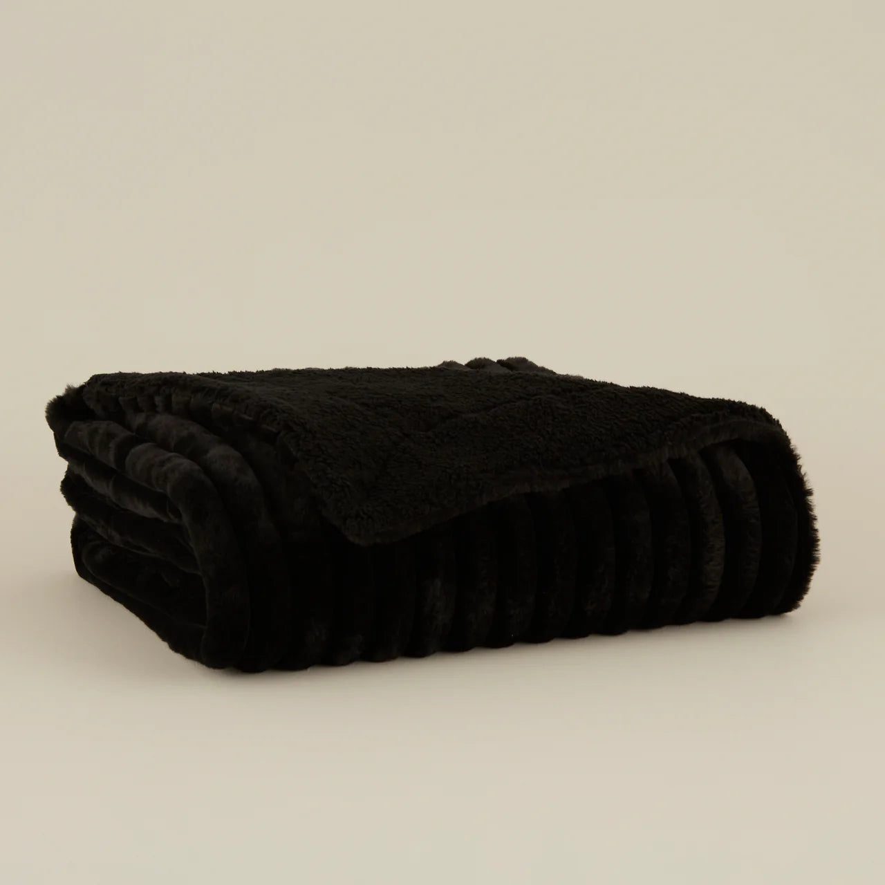 Karaca Stripe Sherpa Schwarze Decke 130x150
