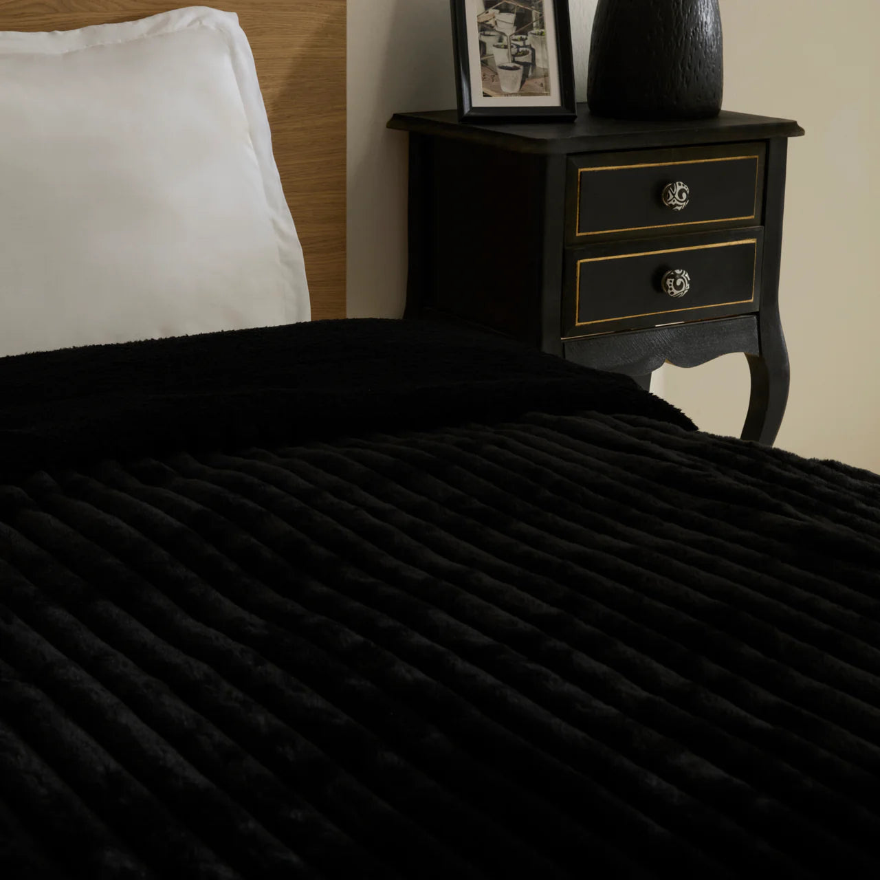 Karaca Stripe Sherpa Schwarze Decke 150x200