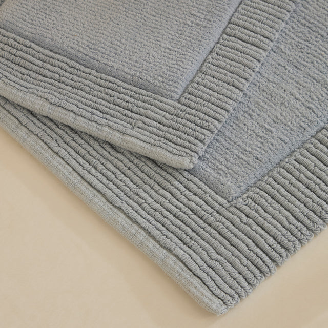 Karaca Odetta Badvorleger-Set 60 × 90 cm + 40 × 60 cm Grau