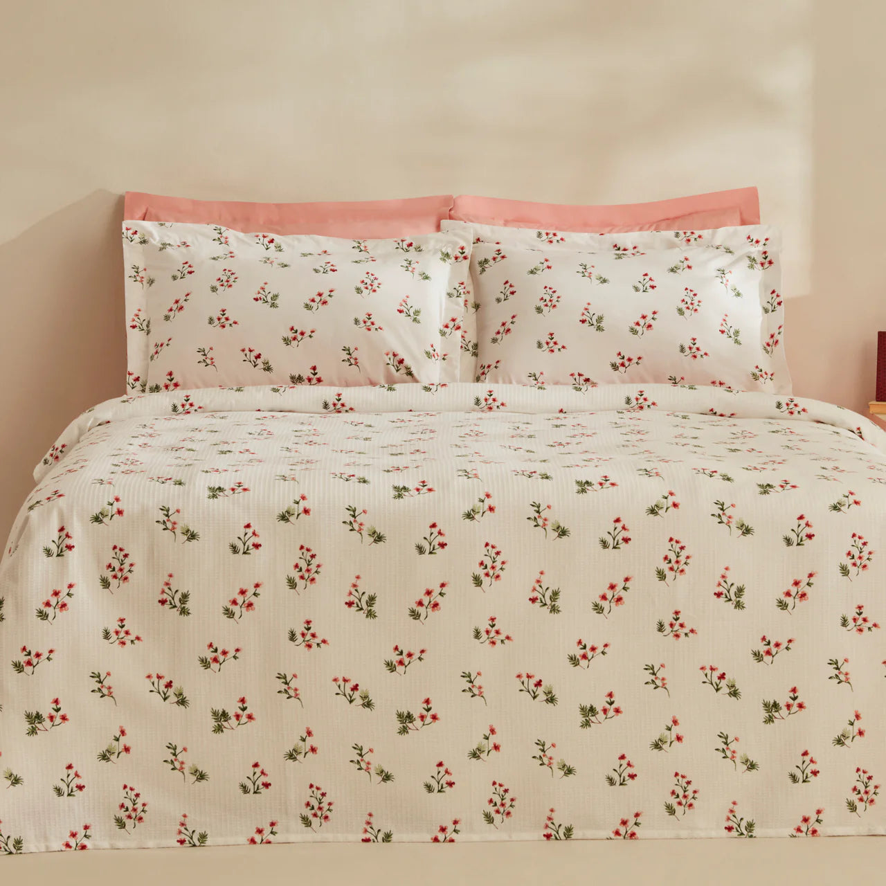 Karaca Silvie 100% Baumwolle Doppelbett-Tagesdecke Set Rot
