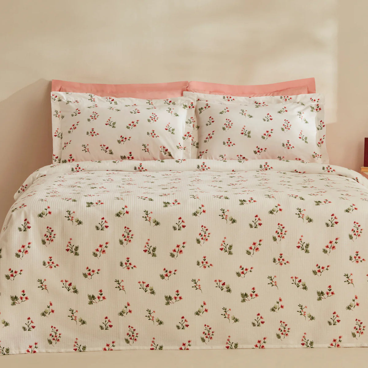 Karaca Silvie 100% Baumwolle Doppelbett-Tagesdecke Set Rot
