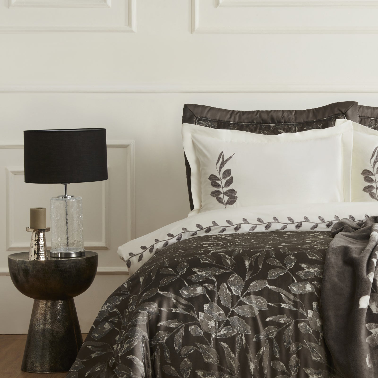" Karaca Home Gardenia 8-teiliges Hochzeitsset Anthrazit "