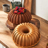 Karaca Cake Pro Geschnittene Gold Gusseisen Kuchenform