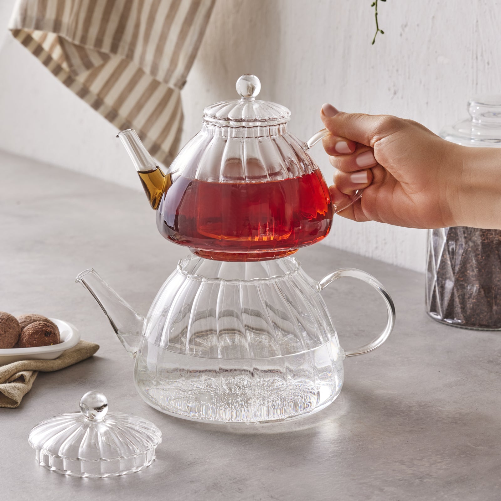 " Karaca Lori Glas-Teekanne "