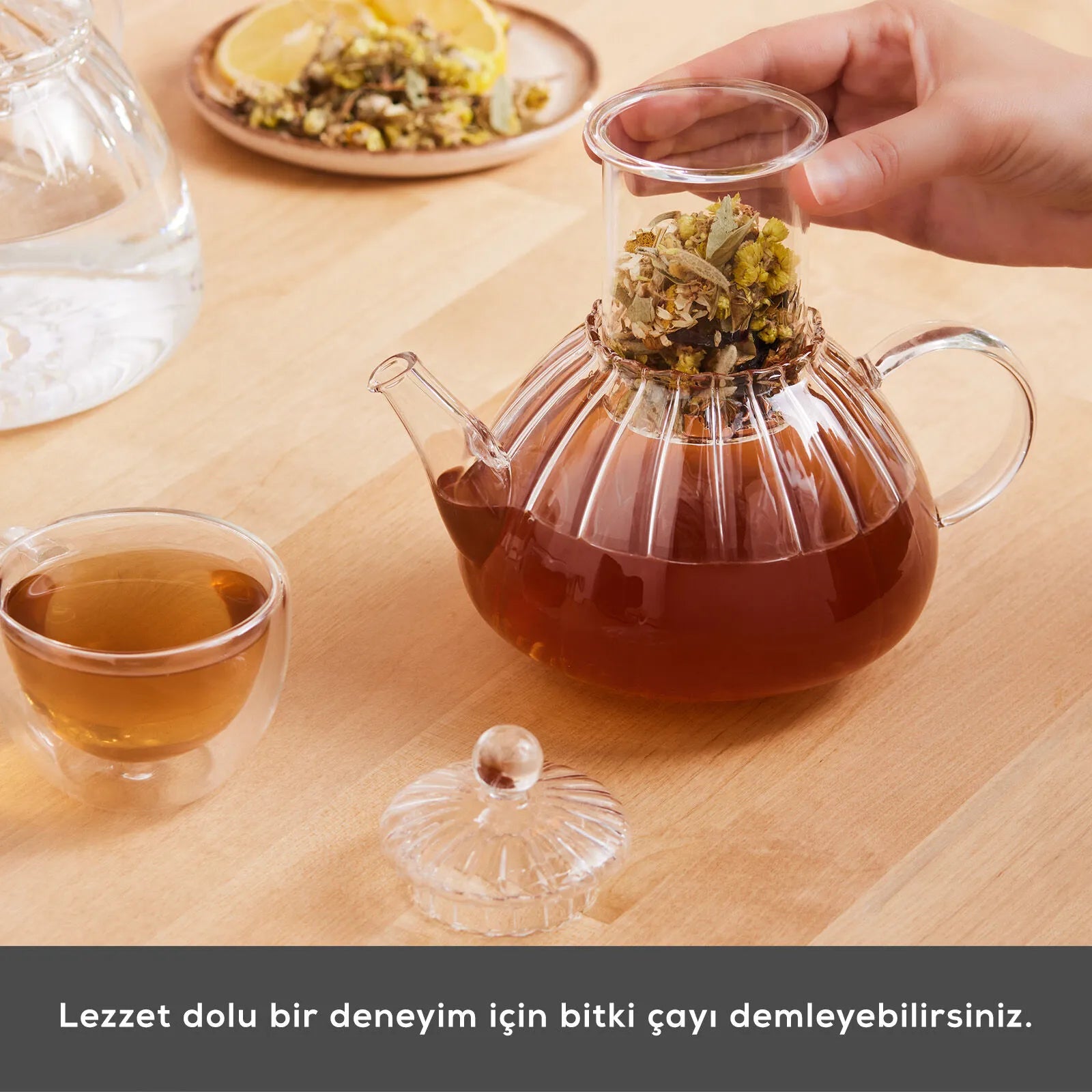 " Karaca Lori Glas-Teekanne "