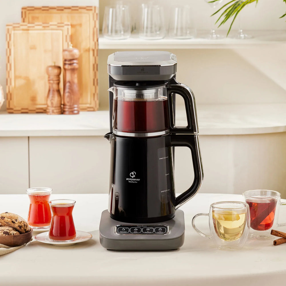 " Karaca Caysever Robotea Pro 4 in 1 sprechender automatischer Teekocher Wasserkocher und Filterkaffeemaschine 2500W Space Grau "
