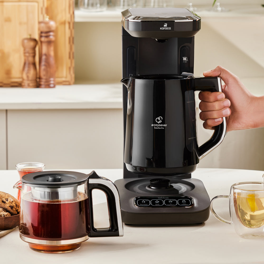 " Karaca Caysever Robotea Pro 4 in 1 sprechender automatischer Teekocher Wasserkocher und Filterkaffeemaschine 2500W Chrome "