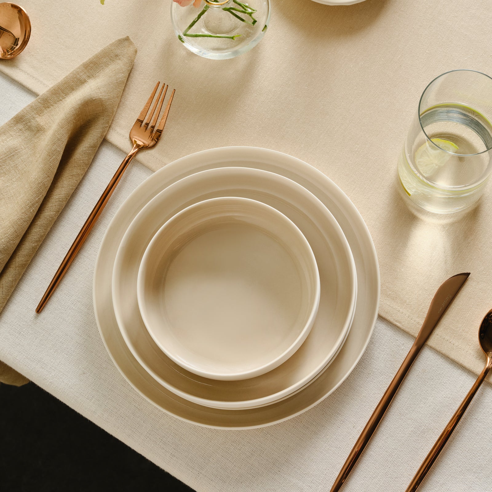 " Karaca Earth Collection Finesse 24-teiliges Tafelset für 6 Personen Beige "
