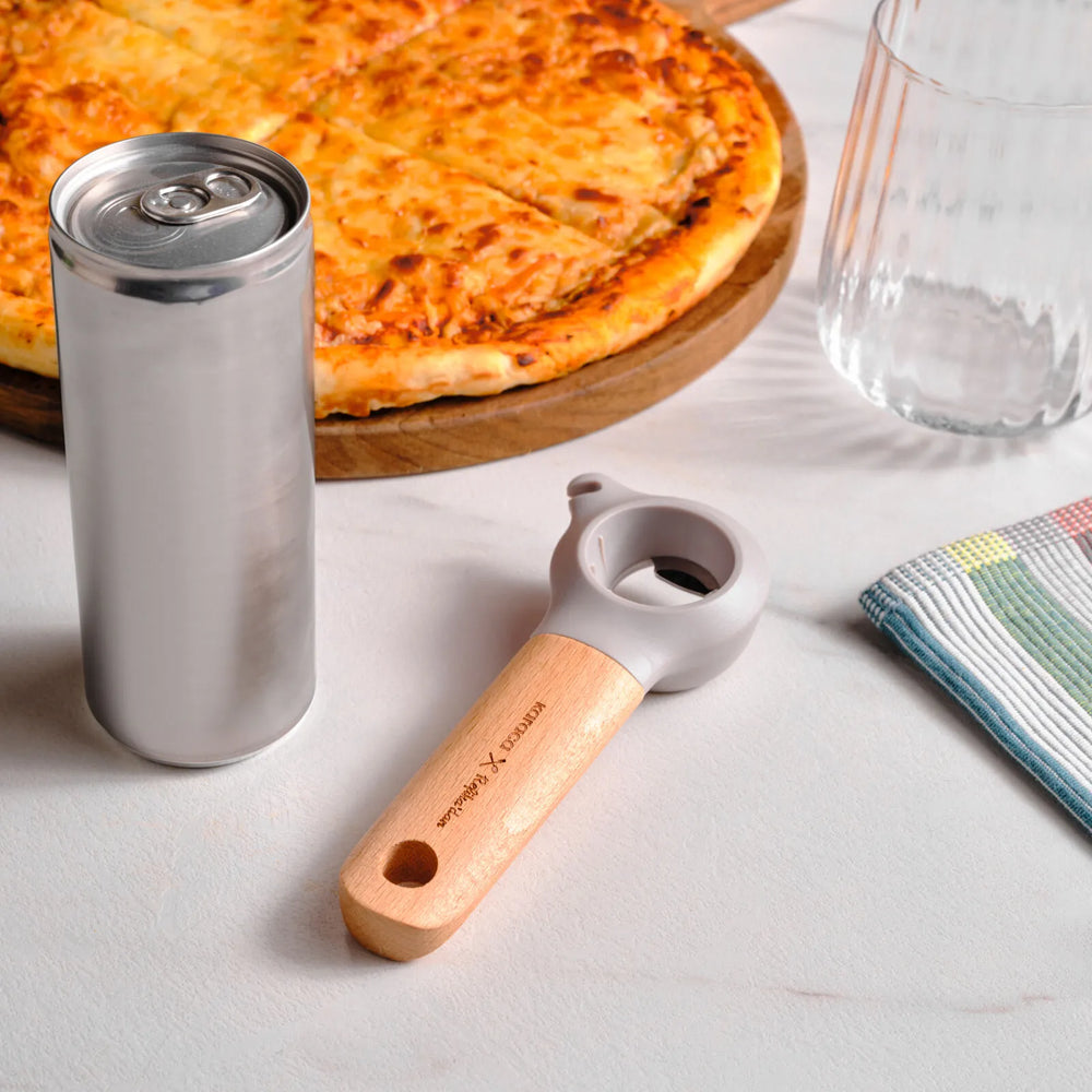 " Karaca x Refika Gadgets 3-in-1 Flaschenöffner mit Holzgriff "