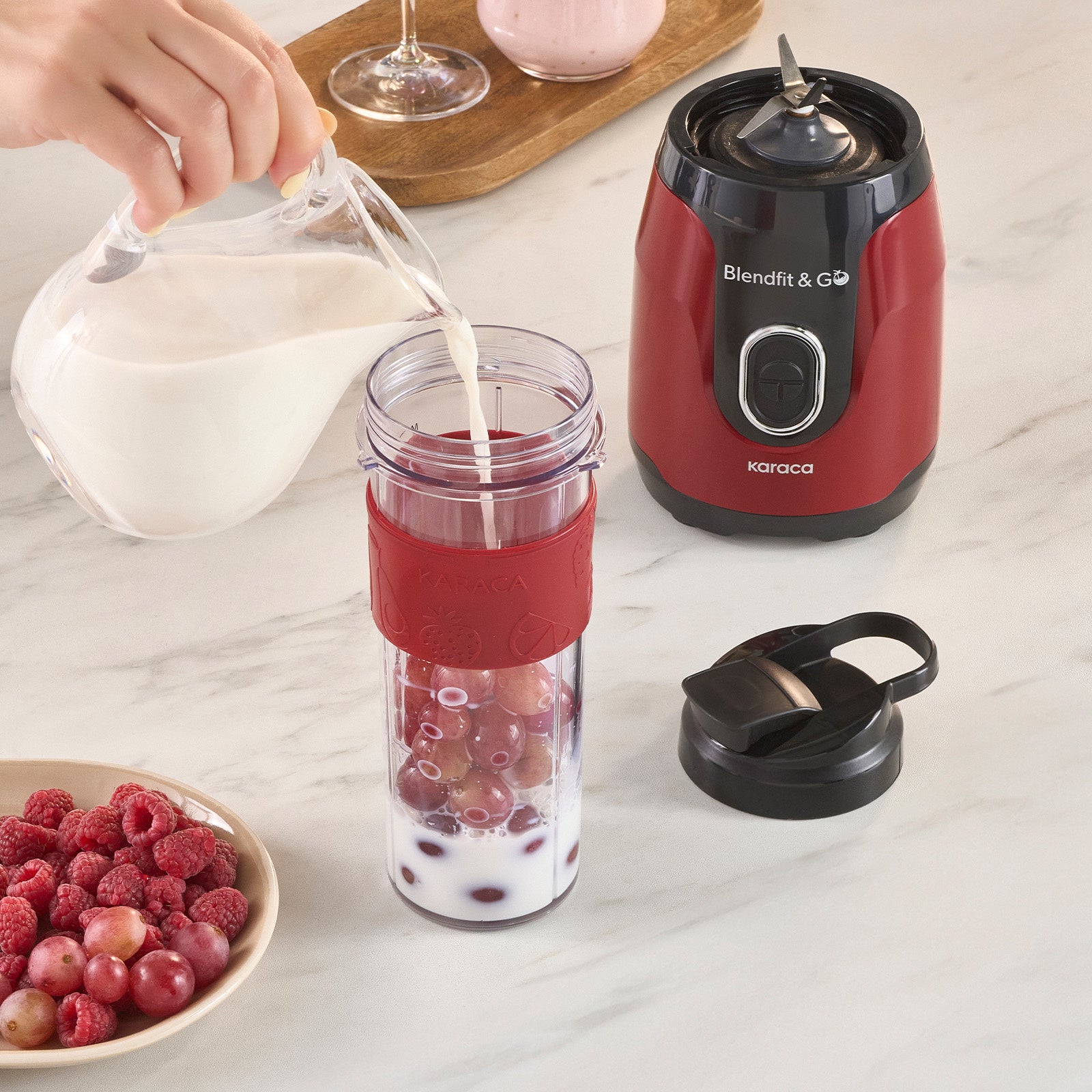 " Karaca Blendfit Go Personal Smoothie Blender Rudolph Red "