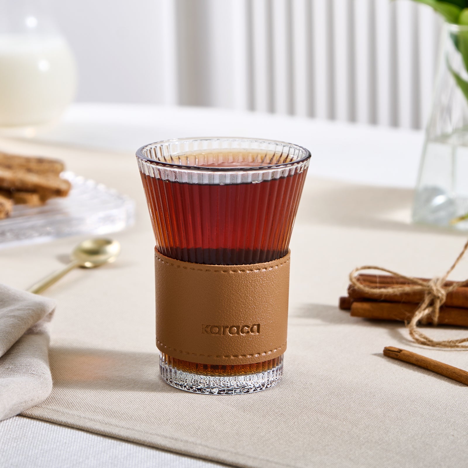 " Karaca Leder Cool Touch Latte Glas 210 Ml Braun "