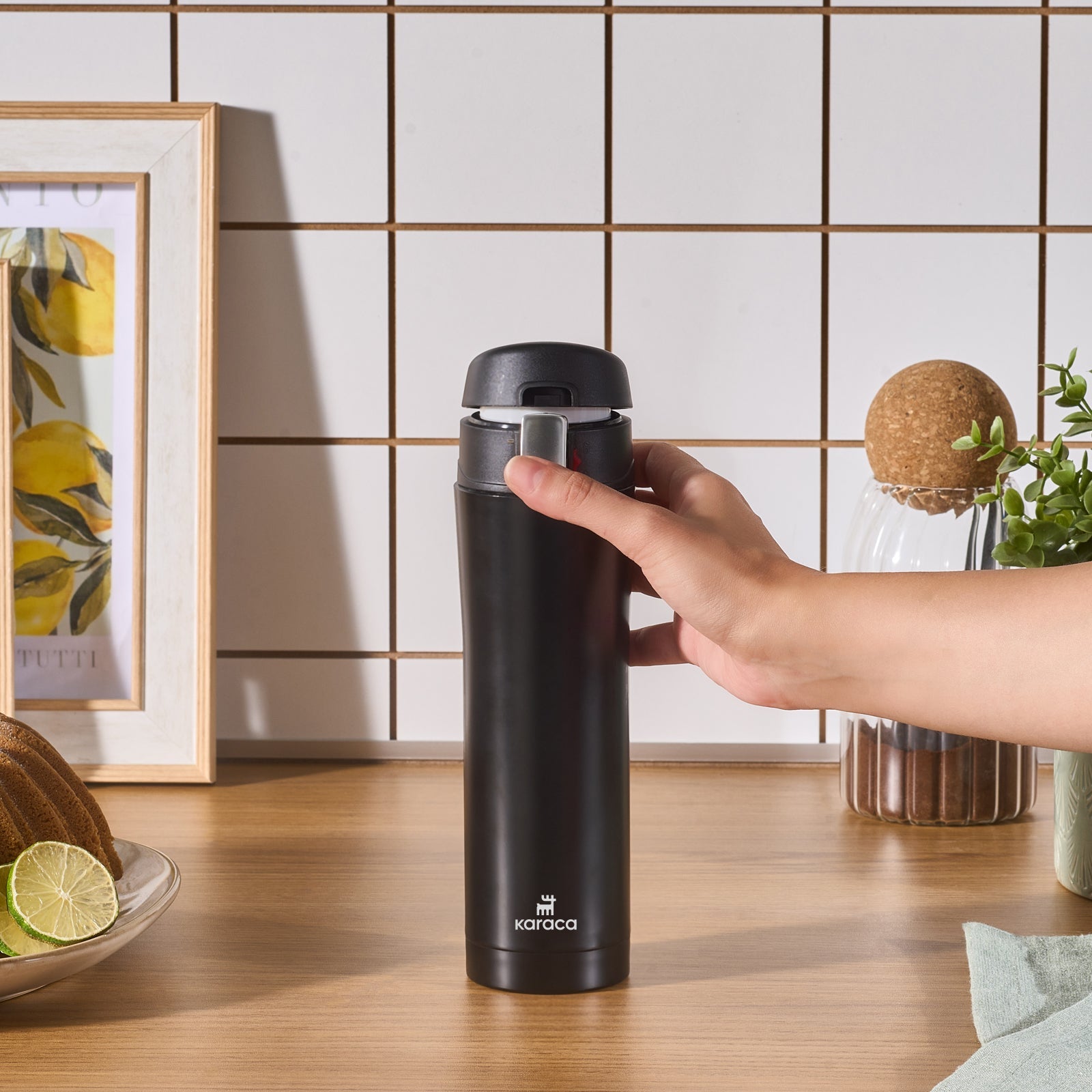 Karaca Pluton Thermosflasche 450ML Schwarz