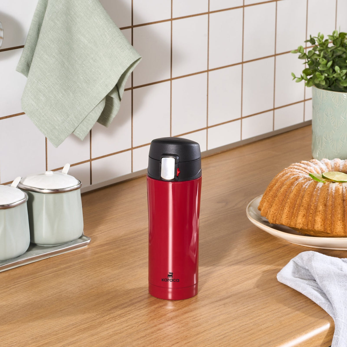 Karaca Pluton Thermosflasche 350ML Rot