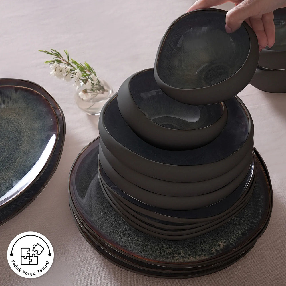 " Karaca Earth Collection Galactic 55-teiliges Tafelservice für 12 Personen – Schwarz "