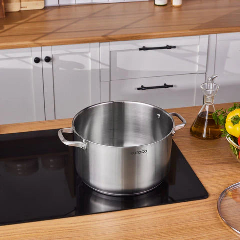 Karaca Elite Edelstahl-Induktions-Kochtopf mit Deckel 28 cm Silber