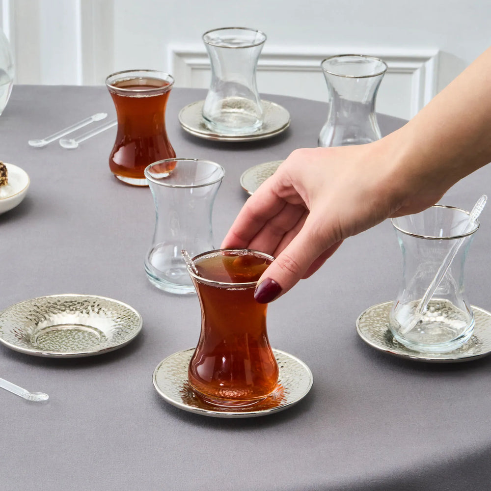 " Karaca Ada Platin 18-teiliges Teeservice für 6 Personen "
