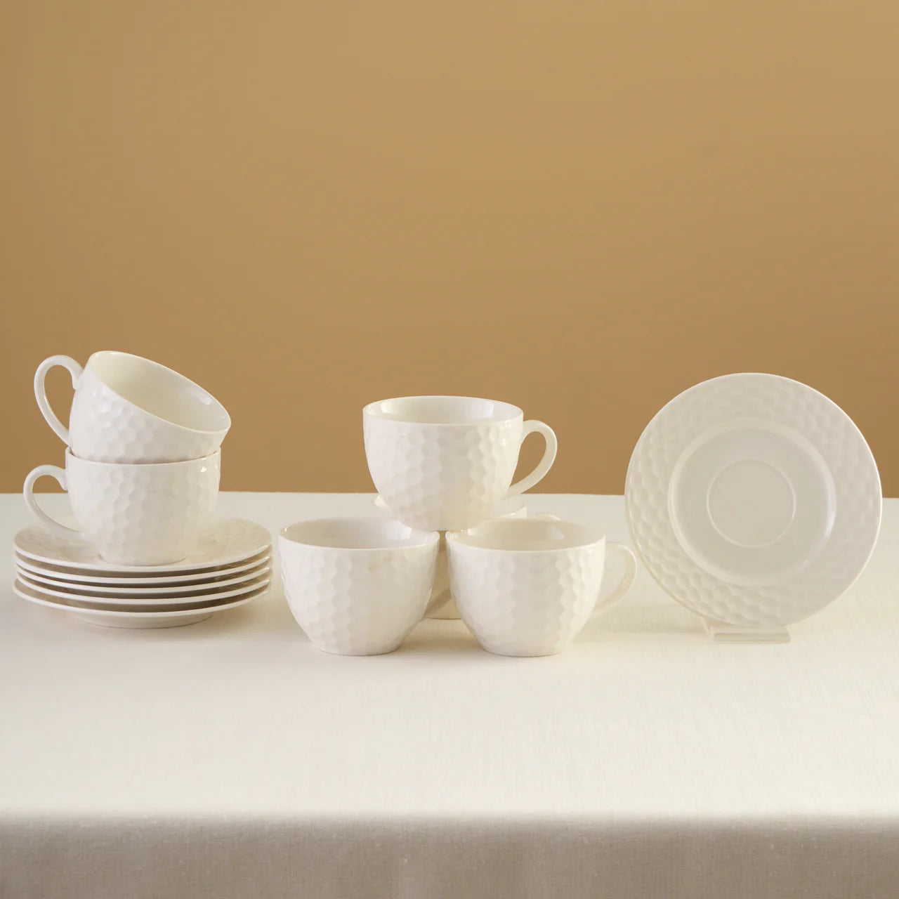 Karaca Nora Embossed Teetassen-Set für 6 Personen 220 ml