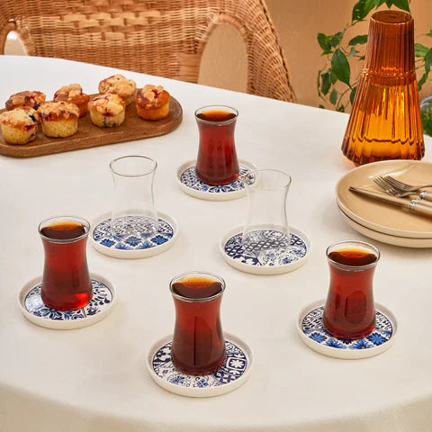 Karaca Portela 12-teiliges Türkisches Teeset aus Bone China für 6 Personen 170 ml Mehrfarbig