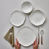 Karaca Bloom 24-teiliges Bone China Tafelservice für 6 Personen Weiss