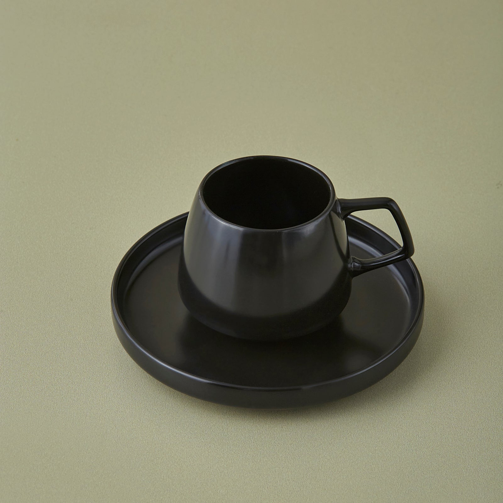 karaca-streamline-saturn-2-ki-mat-siyah-317002