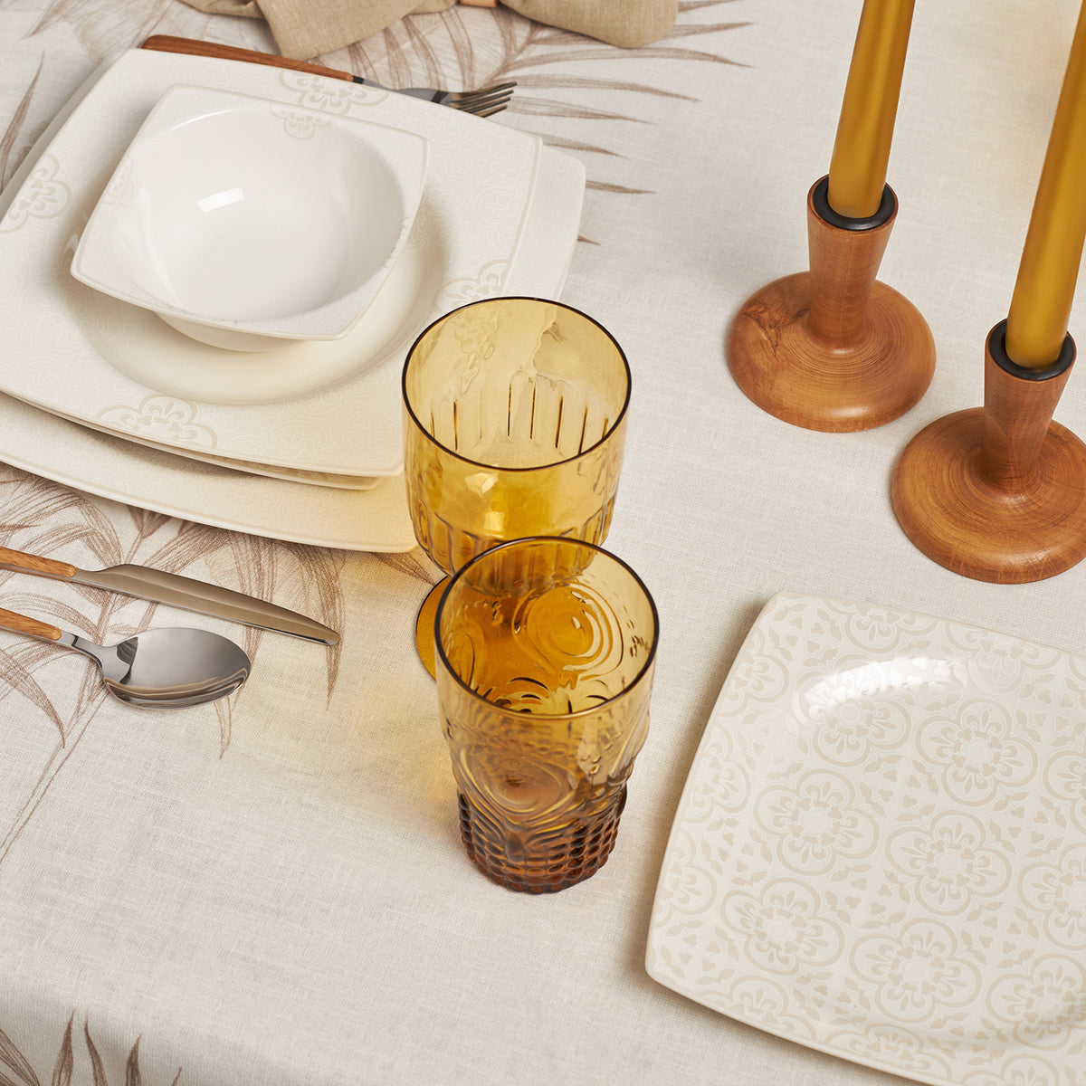 " Karaca Royal Lace 24-teiliges Tafelservice "