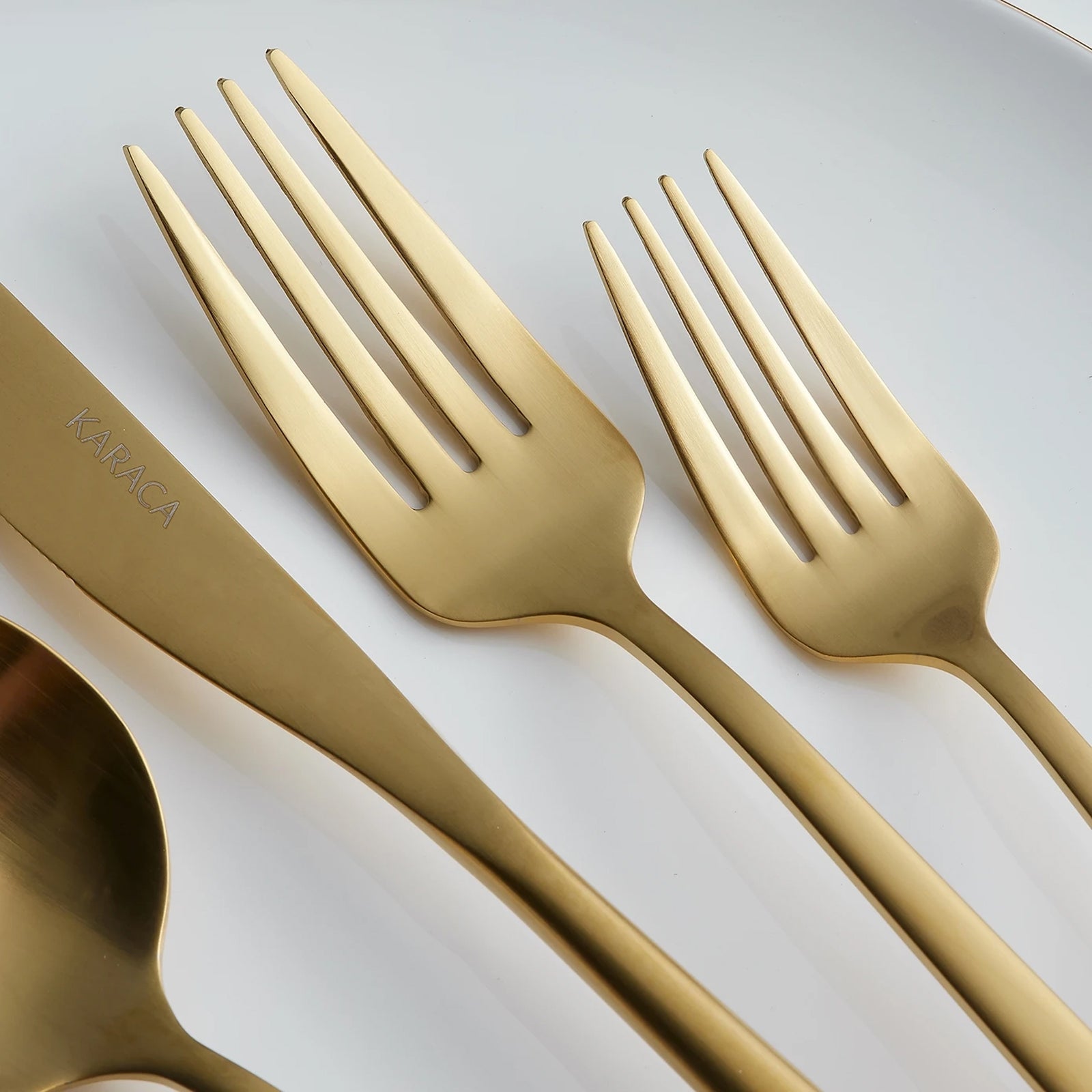 " Karaca Orion Mattgold 30-teiliges Besteckset für 6 Personen "