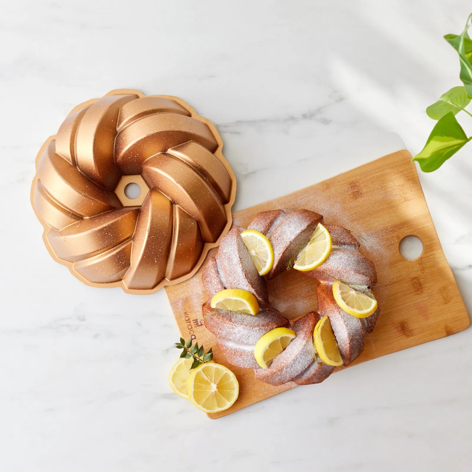 " Karaca Mesh Gold Gusseisen Kuchenform, 26 cm "